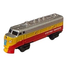 Micro Machines Galoob 1987 Super Chief F-9 Locomotive Engine Super Rare