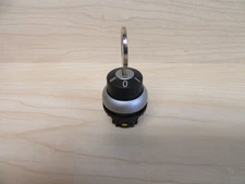 Eaton M22-WS3 Key Switch Operator M22WS3