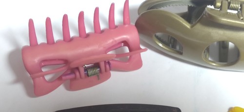 Konvolut 5 Haarschmuck Krallen Kämme Goody & Unmarkiert Grün Rosa Gelb... - Bild 3 von 15