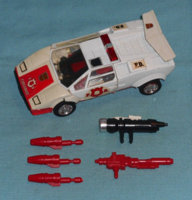 original G1 Transformers autobot RED ALERT 100% COMPLETE free ship