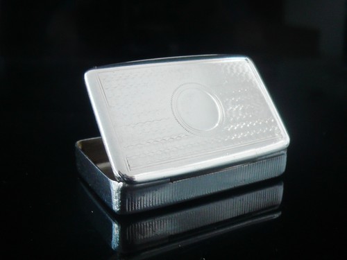 Sterling Silver Vesta Box Case with Striker, Robert Thornton, Antique 1874 - Picture 5 of 12