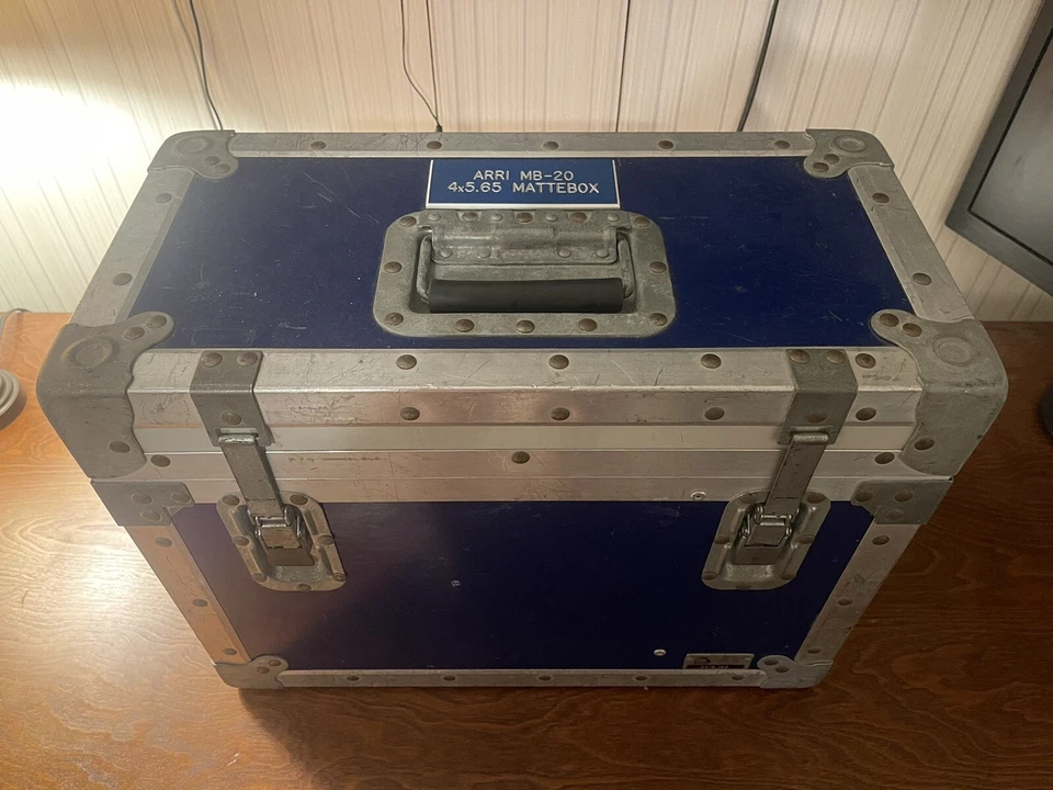 Arri Compact Mattebox MB-20 SET para varillas de 15 mm y 19 mm (3 etapas) Foto 3 de 4