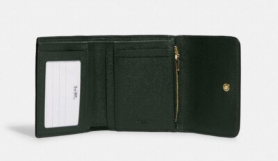 COACH Women's Trifold Small Wallet In Crossgrain Leather Amazon