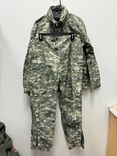 USGI ECWCS DIGITAL GEN III LEVEL 6 EXTREME COLD/WET WEATHER SET - SMALL REGULAR