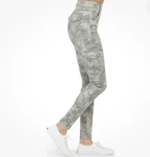 Spanx Stretch Twill Ankle Cargo Pants 20311R Stone Wash Camo Petite Small NWT