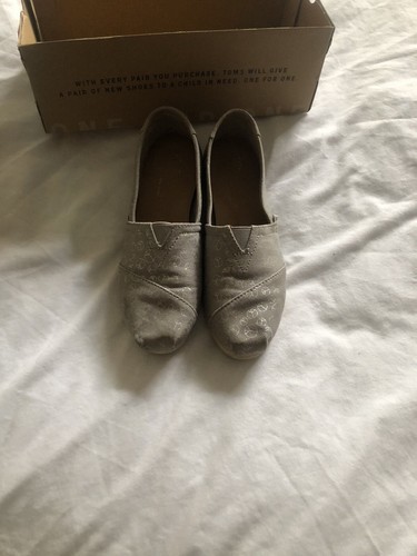 Grey Classic Drizzle Foil Peace Sign Toms - Picture 2 of 8