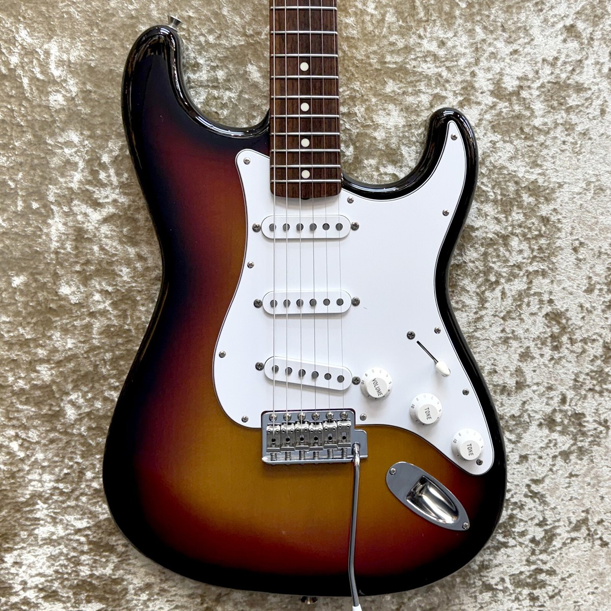 Fender　Japan　ST62-58US s-l400.jpg
