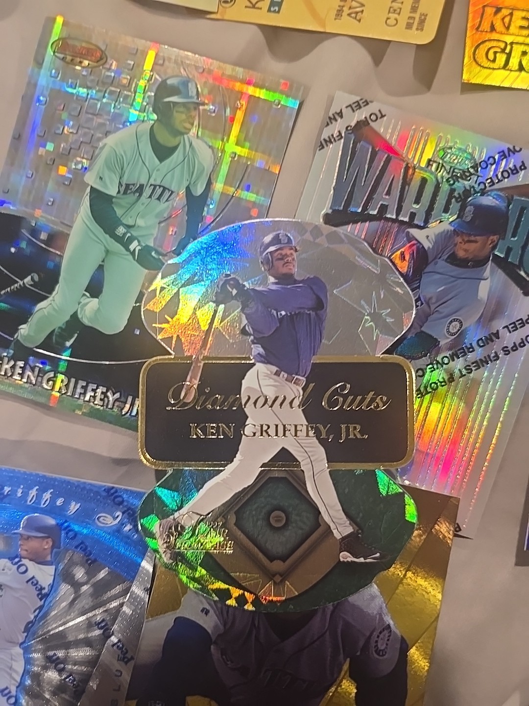 ✨1997 FLAIR SHOWCASE ⚾️ KEN GRIFFEY JR. (DIAMOND CUTS) DIECUT REFRACTOR #5 SP MT