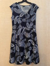 Ann Taylor Factory Petite cap sleeve dress size MP black with paisley print