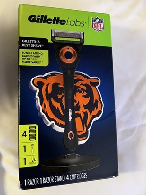 Gillette Labs Rasierer Griff mit 4 Nachfüllpackungen NFL Bears Edition 