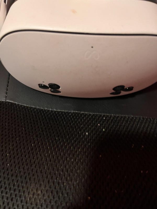 Meta Quest 3s Standalone VR Headset White - Meta Quest 3s VR Headset