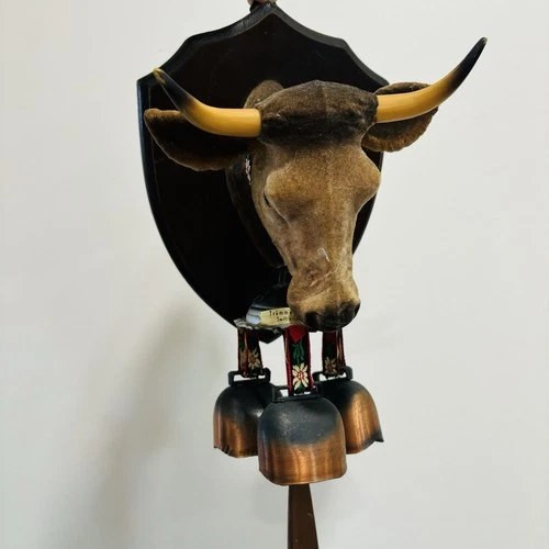 Trümmelbach, Switzerland Felt Cow Bull Head Wall Hanging Plaque Metal Bells