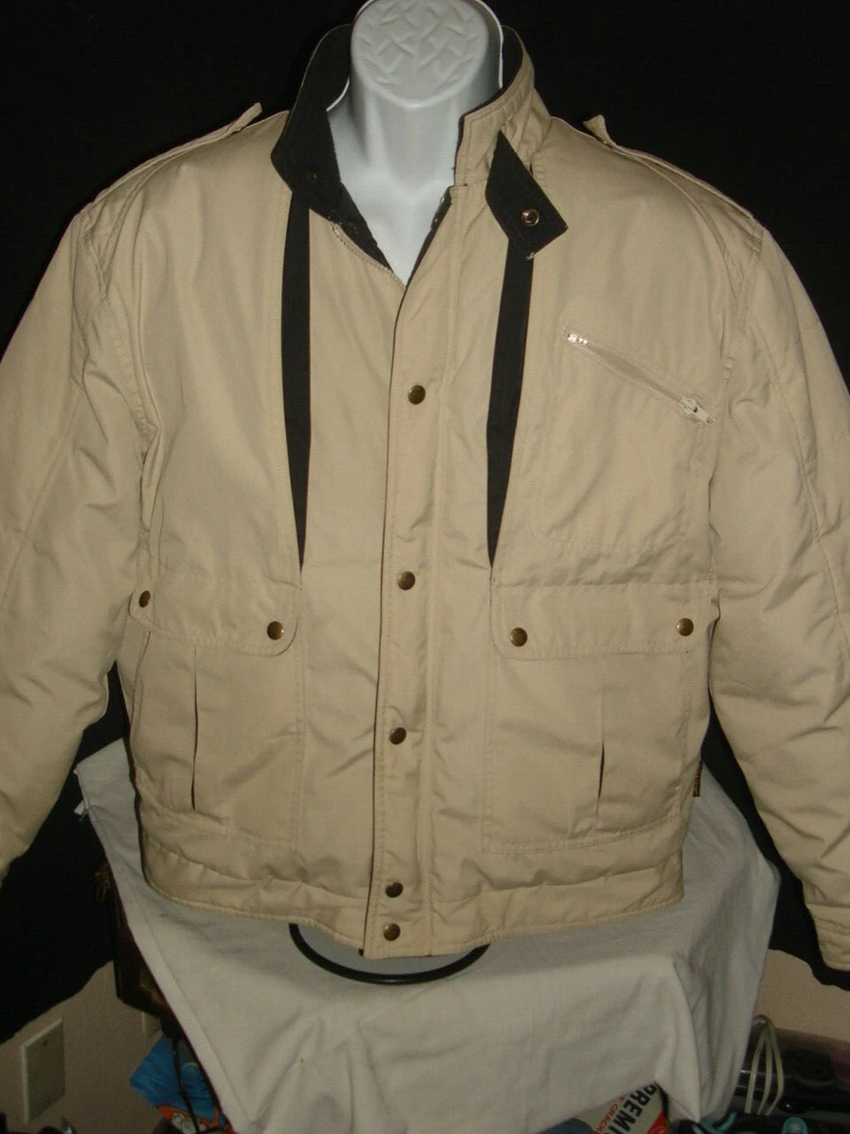 Pacific Trail Sportswear Beige/Blk. Down Filed Poly/Cotton Nylon Lining Jacket M