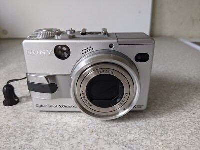 SONY CYBER-SHOT MPEG MOVIE VX DSC V1 CAMERA UNTESTED SPARES