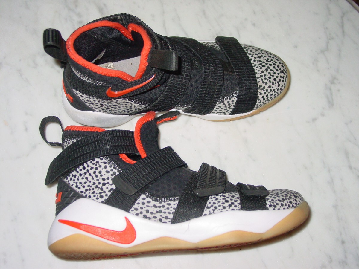 nike lebron soldier 11 sfg safari