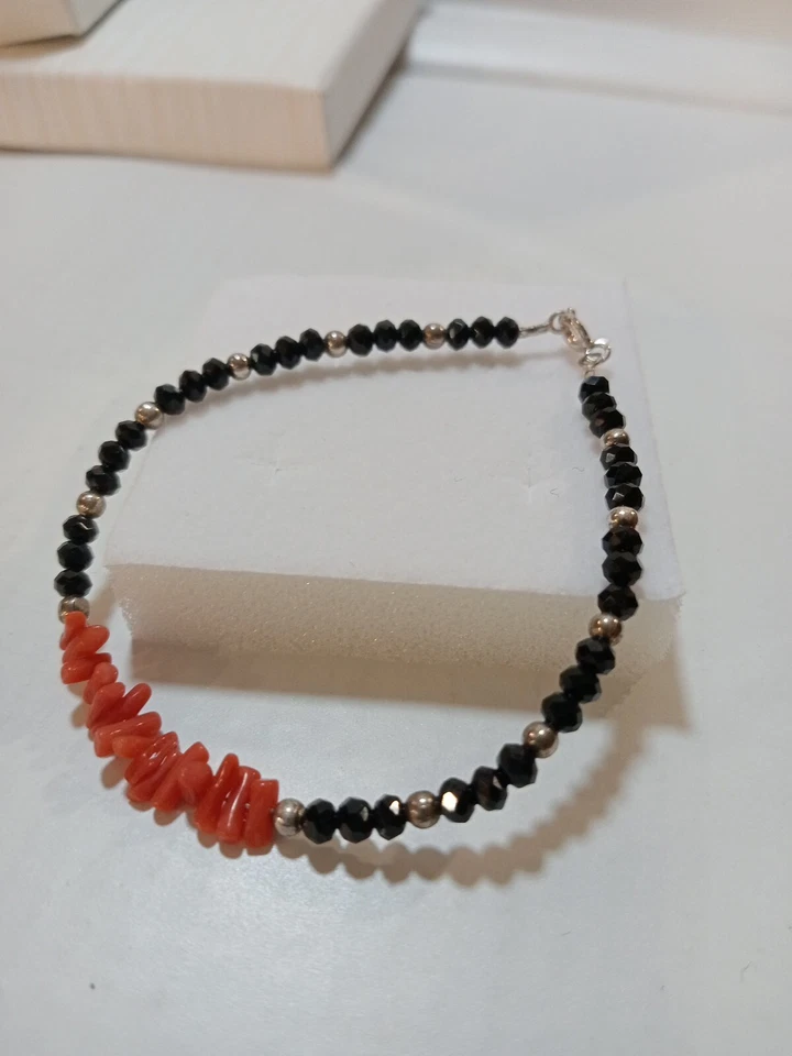 Bracciale Corallo E Onice Nero Innesti Argento 925 - Immagine 2 di 4