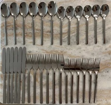 30pc set stainless silverware set unknown manu China plain glossy contemporary