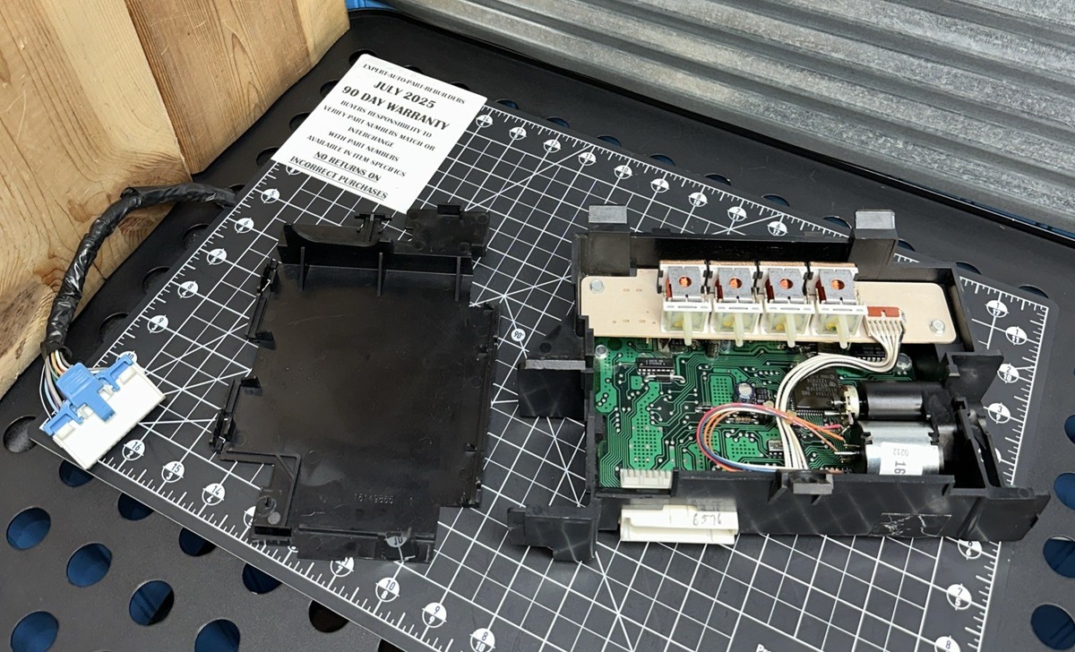 1992 1993 Cadillac Seville & ElDorado Climate Controller Module