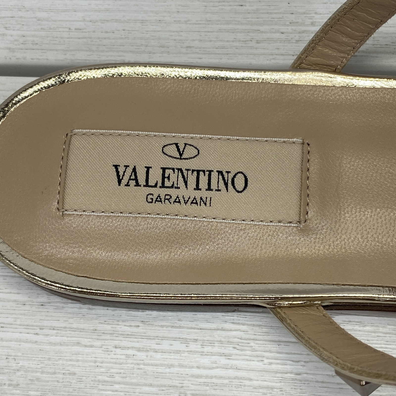 Valentino Garavani Rockstud Leather Mules Women's Size 9 Beige Slip On Flats thumbnail 10