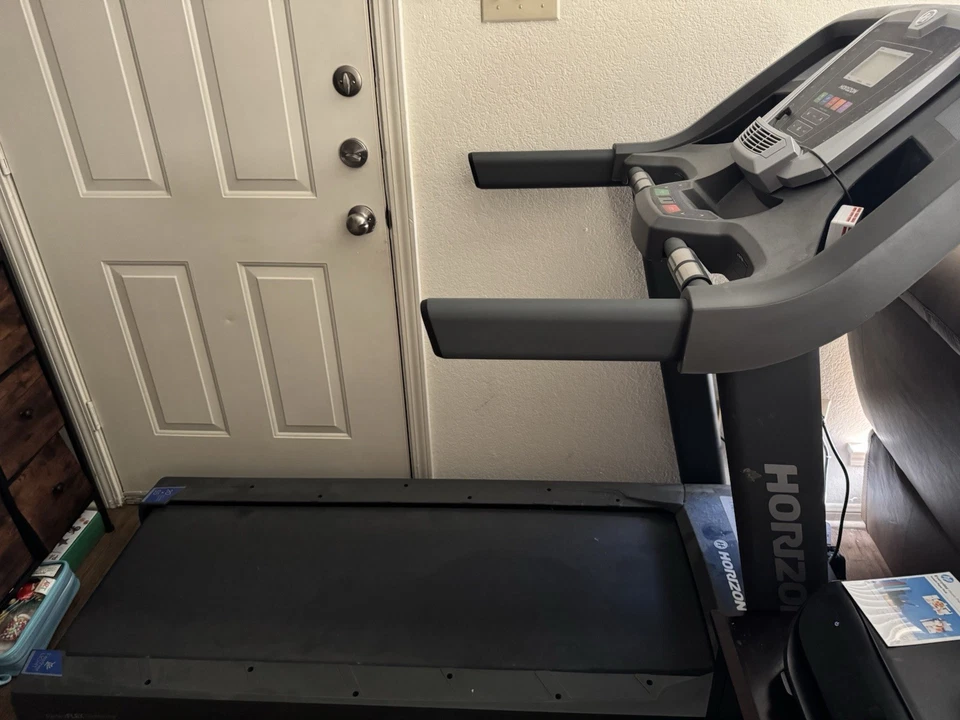 Horizon Folding Electric Treadmill T101 - Black - Image 2 of 3