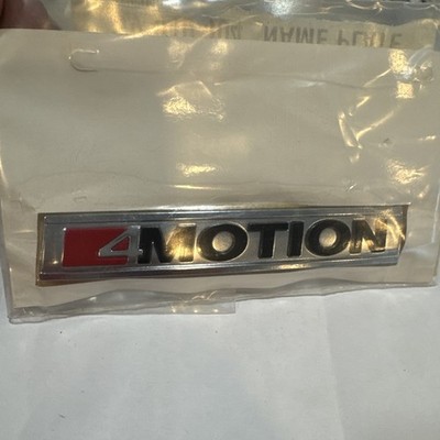 NEW VOLKSWAGEN TIGUAN 5N MK1 REAR LID BADGE 5N0853675PHQX OEM