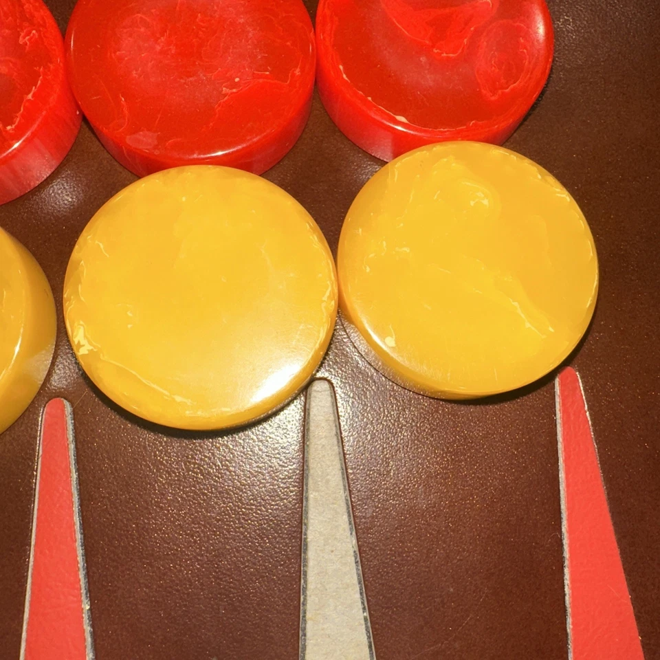 VTG 1.5” Leather Backgammon Red & Yellow - Bakelite Checkers Large Case - Image 4 of 4