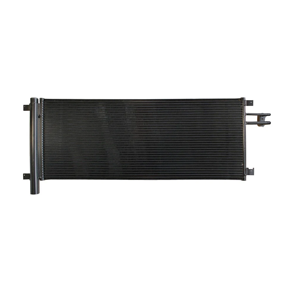 Condensador de aire acondicionado CSF 10694 para camioneta Chevy GMC Sierra 1500 Chevrolet Silverado Foto 2 de 4