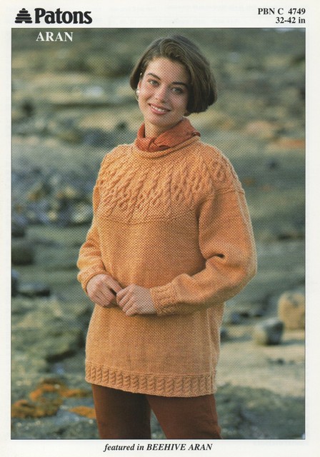 4749 Ladies Sweater Knitting Pattern in 