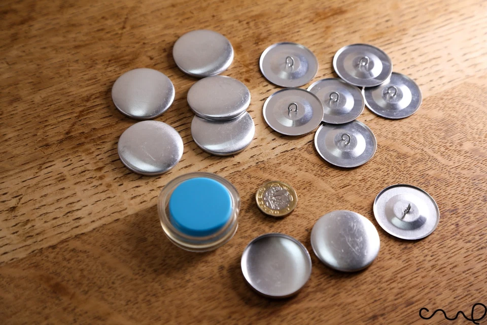 60L Button Making Tool and 10 Blank Self Cover Button Sets 38mm Sewing Craft Kit - Image 2 of 4