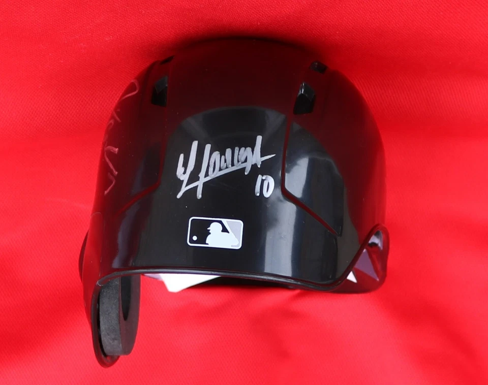 Minicasco de béisbol firmado autografiado por jugadores de los Medias Blancas de Chicago Foto 4 de 4