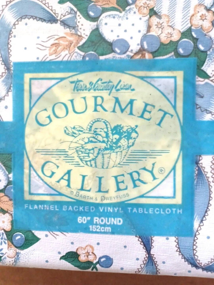 Винтажная круглая виниловая скатерть Gourmet Gallery 60 дюймов с фланелевой подложкой синее белое сердце новая из старых запасов - Изображение 2 из 4