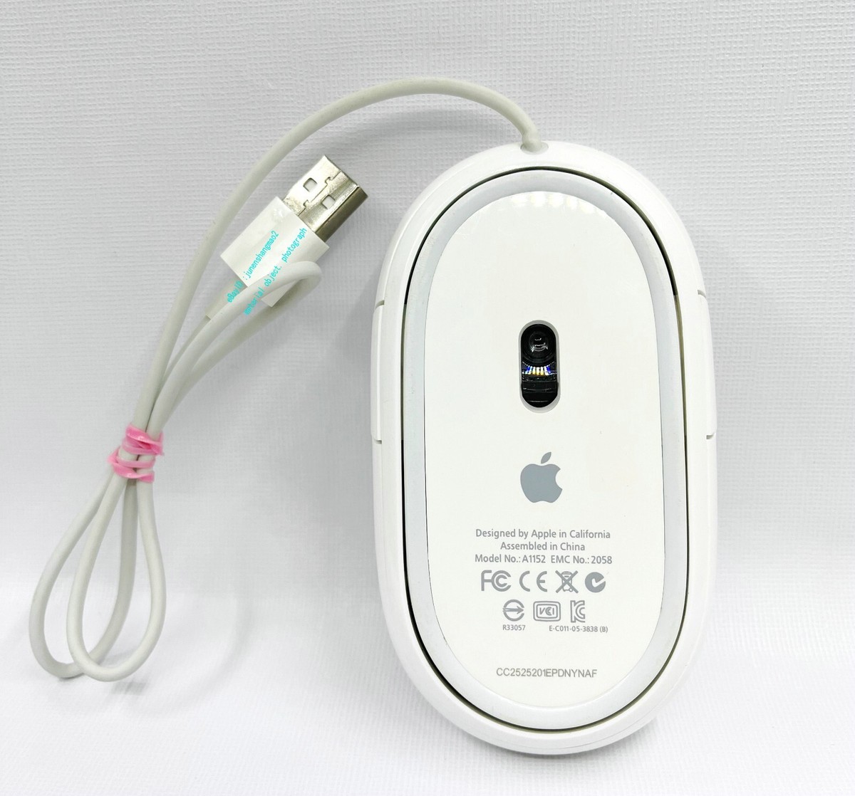 Original Apple Mighty Mouse A1152 EMC No:2058 USB white mouse