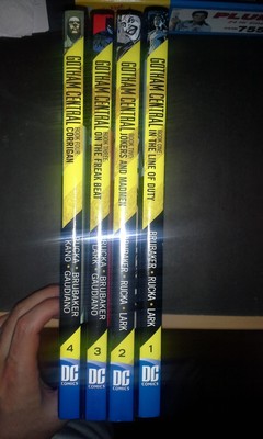 Gotham Central HC Vols 1-4 by Greg Rucka and Ed Brubaker (2008) (New)
