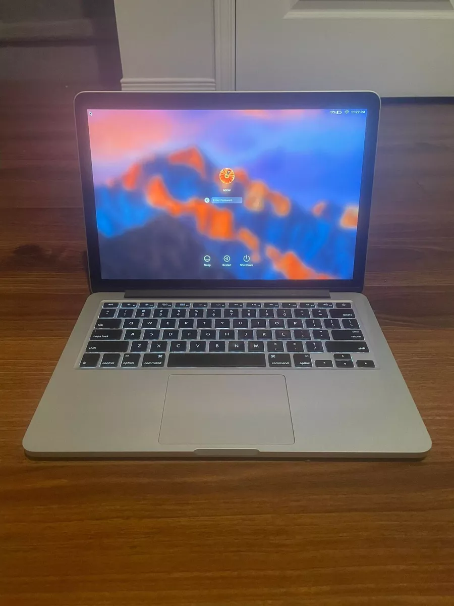 Apple MacBook Pro 13-inch RETINA Early 2015, i5-2.7 GHz 8GB RAM 121GB