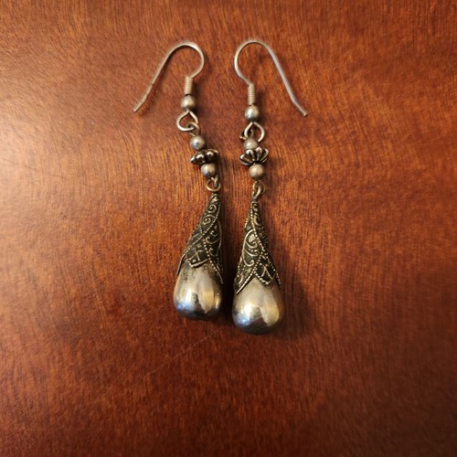 Vintage Silver Dangle Tear Drop Earrings 1.5" L - Picture 2 of 9
