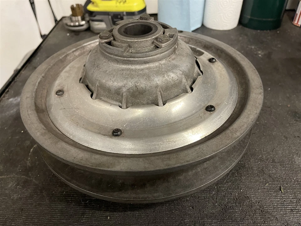 Embrague secundario Ski-Doo Mach Z 1000 SDI RT Renegade X Summit 05 06 OEM Foto 2 de 4