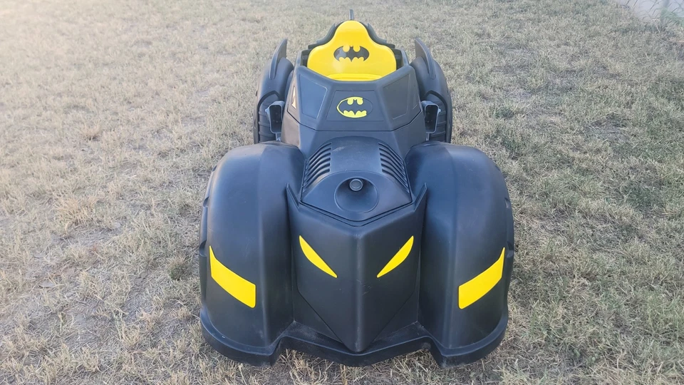 Power Action Wheels Batman Batmobile Ride On Toy Car - Image 3 of 4