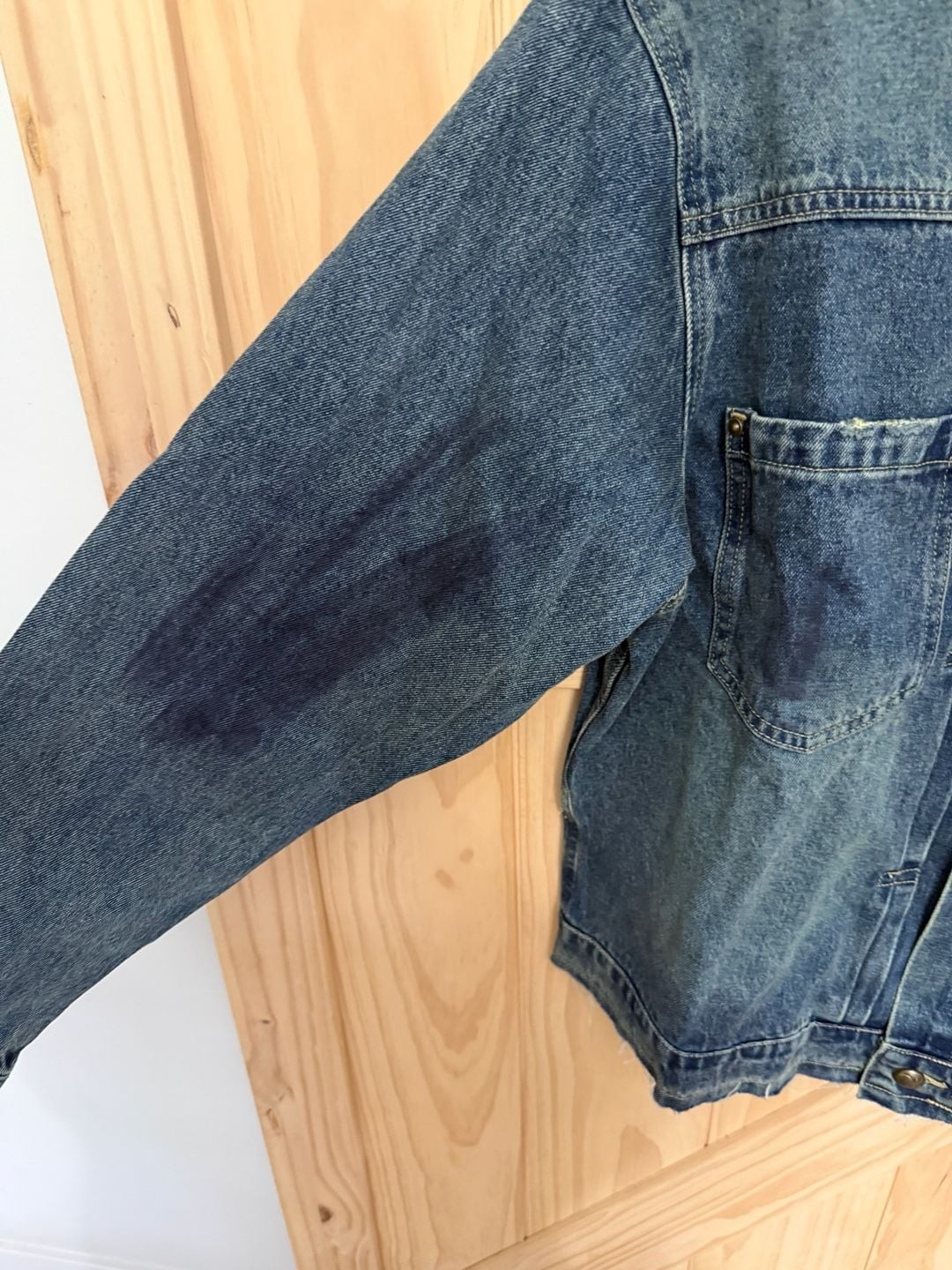 CEEC LA Men's Dirty Wash Type II Distressed Denim Jacket size medium - second product detail image