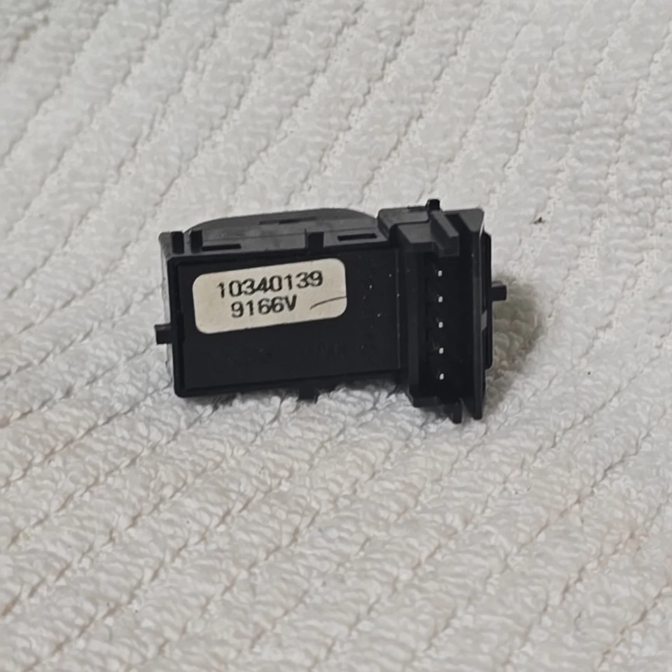 ⭐️ Interruptor desbloqueo bloqueo delantero izquierdo chevrolet impala 2006-2012 oem Foto 4 de 4