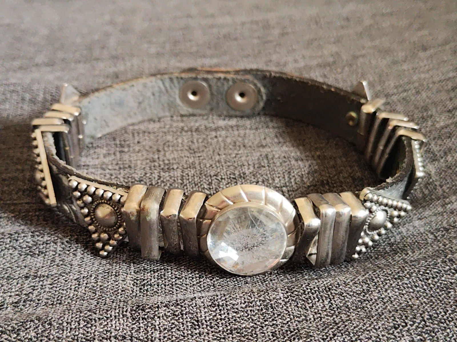 GIVENCHY Raro cinturino in pelle color argento Rau Klikit vintage design BOHO