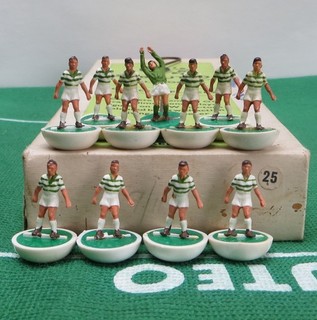 SUBBUTEOO HW TEAM REF 25 CELTIC IN ORIGINAL NUMBERED BOX.