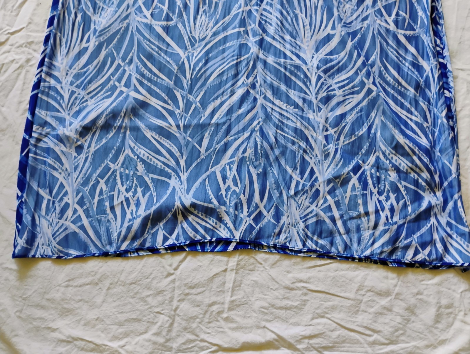 Lilly Pullitzer Blue White Parrot Pattern Maxi Dr… - image 10