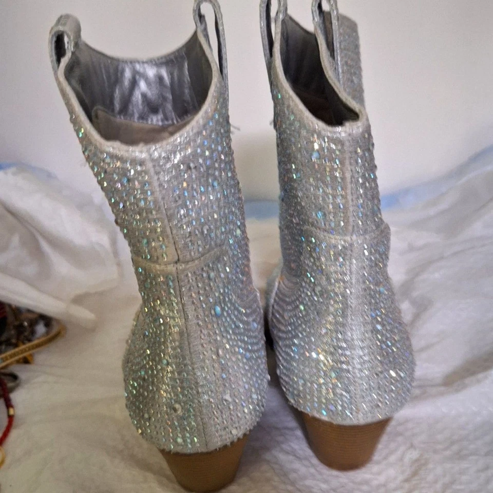 Botas vaqueras Forever para mujer botín al tobillo con tachuelas de cristal tacones occidentales talla 10 Foto 3 de 4