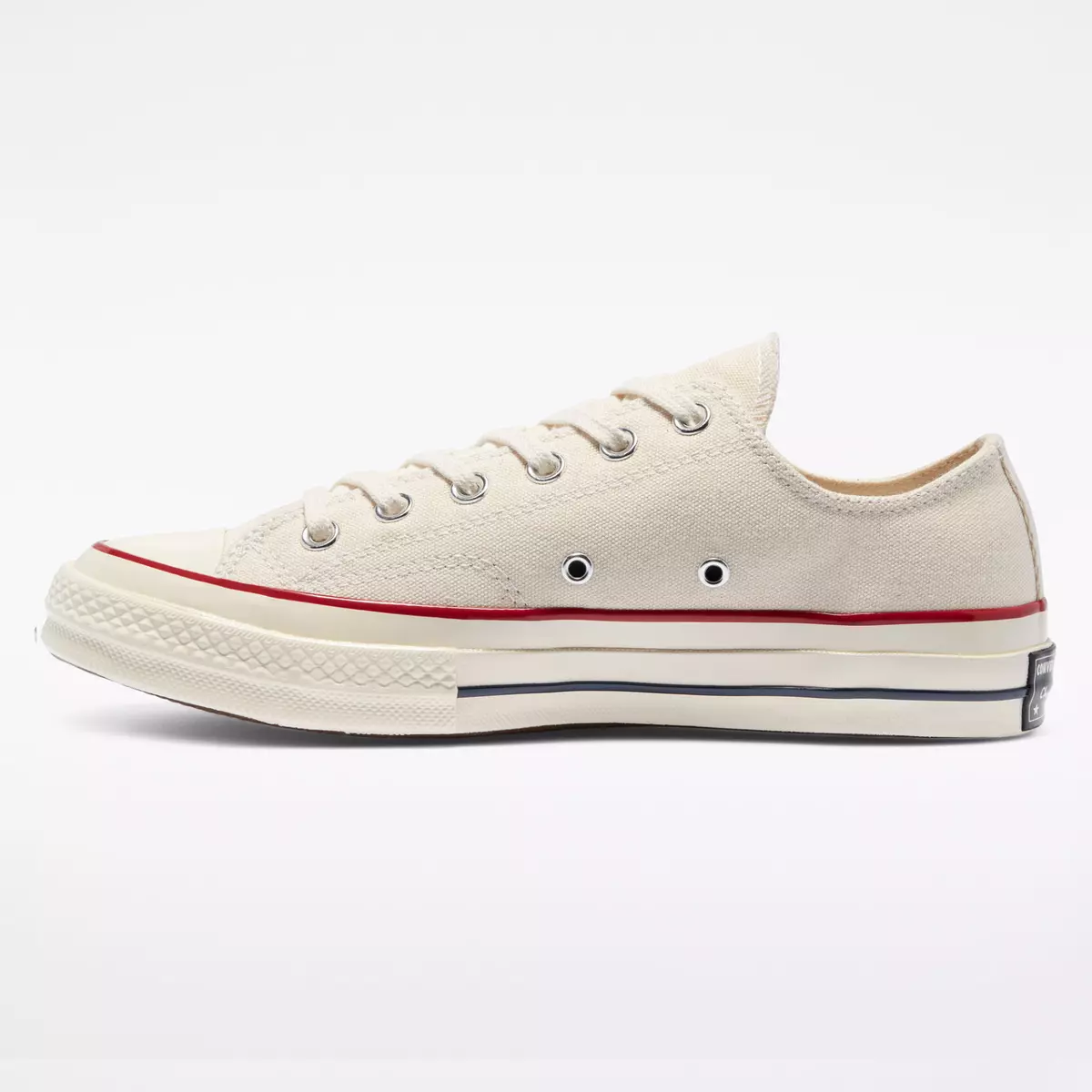 Cream vs top white converse