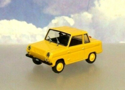 RUSSIAN CAR COLLECTION D/CAST 1/43 1970-97 SMZ S-3D CYCLECAR/MICRO CAR IN YELLOW