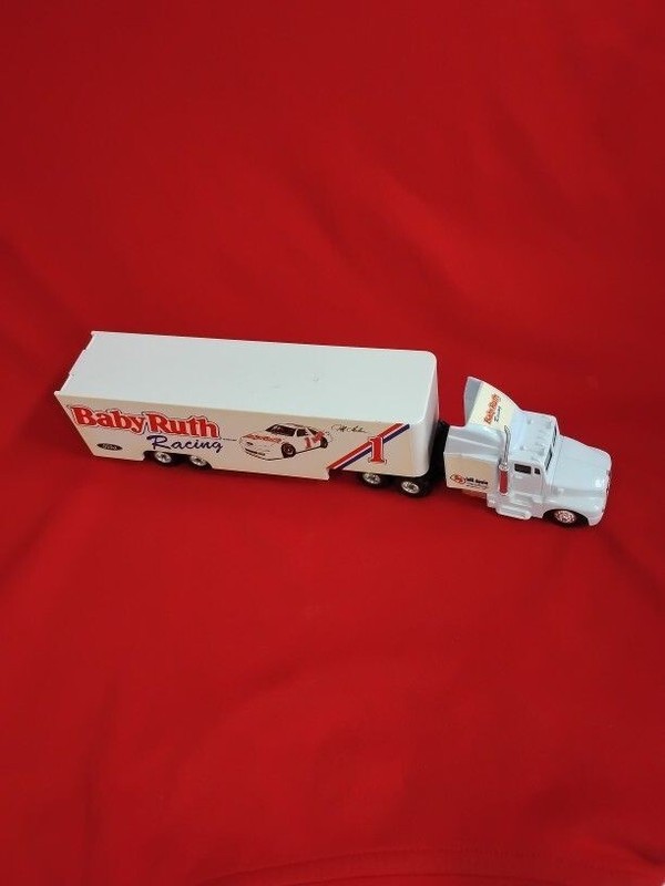 LN Ford - Baby Ruth Racing Transporter Tractor Truck