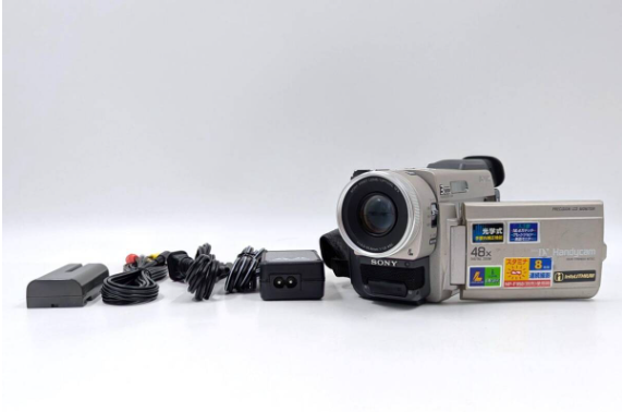 Sony Handycam DCR-TRV900 Mini DV Camcorder WORKING Tested