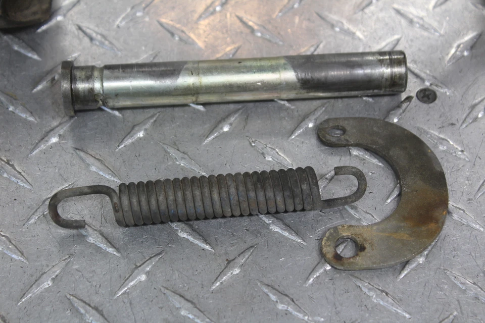 Honda CB400 1978 Hondamatic soporte principal central 50500-413-880 Foto 2 de 4