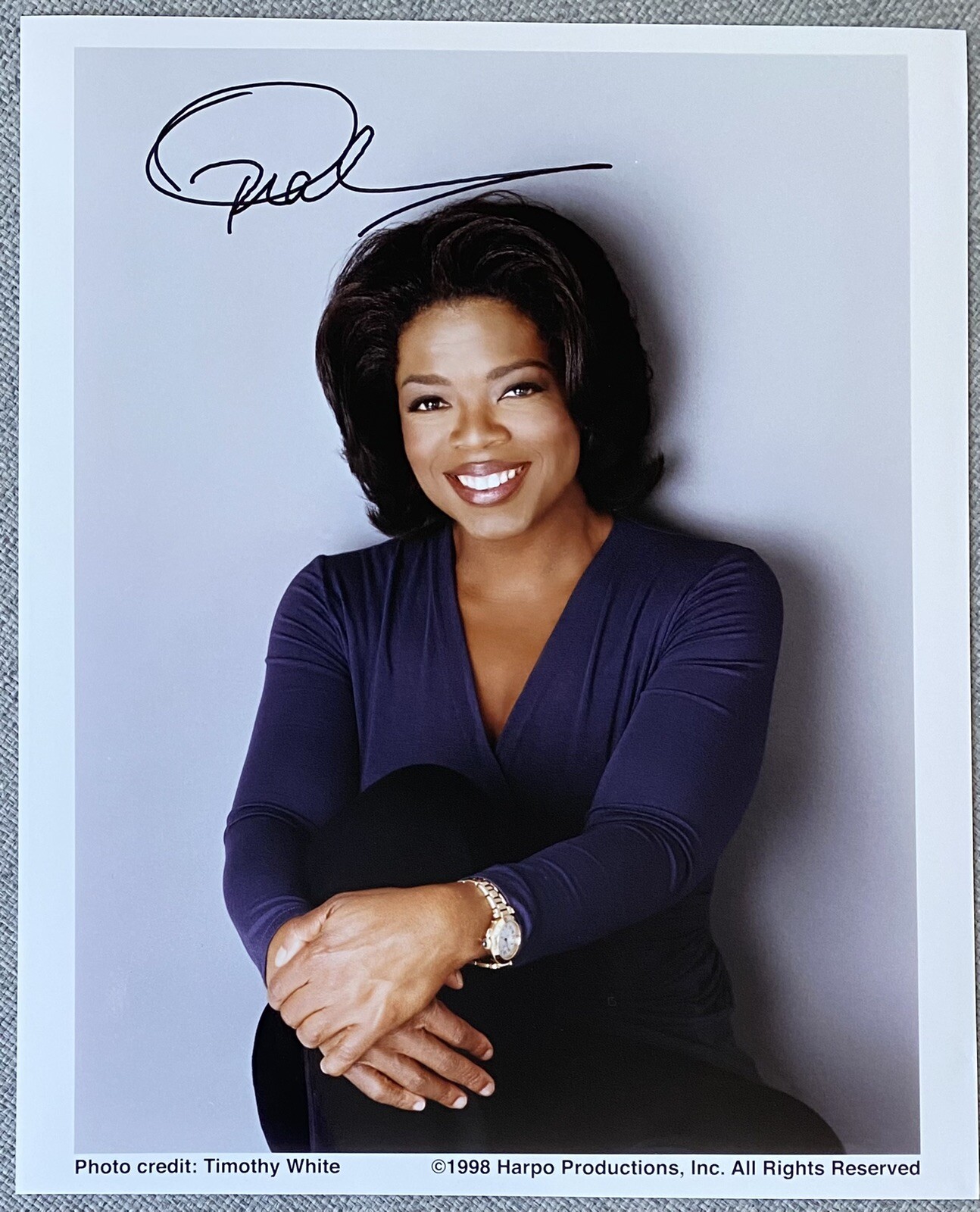 Talk Show Host Oprah Winfrey Signed 8x10 Promo Photo - Collectible, RARE