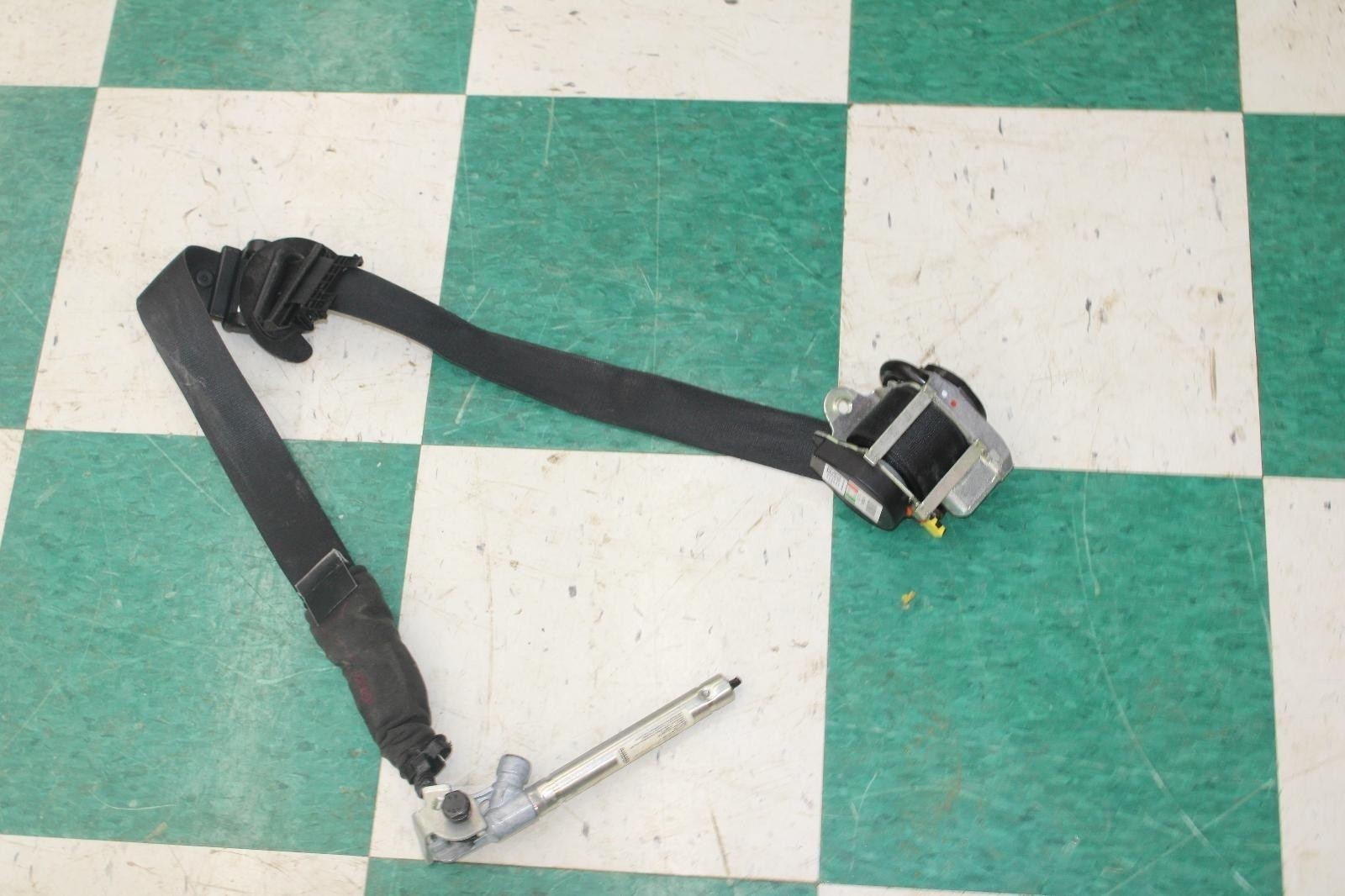 14-22 MASERATI GHIBLI Black Front Driver Left LH LF Side Seat Belt Retractor OEM